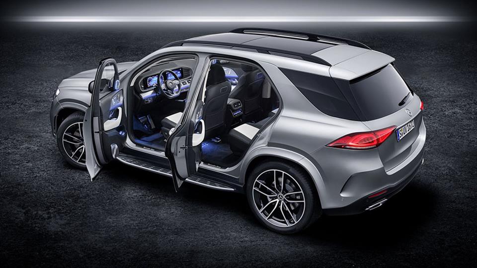 مرسدس بنز GLE580 AMG مجهز به پیشرانه 8 سیلندر
